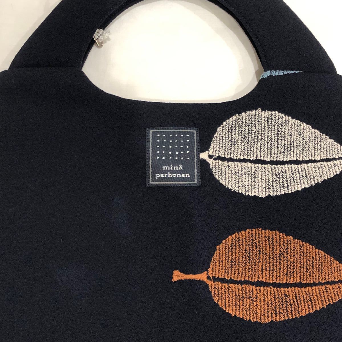 未使用 新品 タグ付き ミナペルホネン mina perhonen happa 葉っぱ エッグバッグ eggbag 黒 翌日配送可 ミナペルホネン happaエッグbag 未使用 トートバッグ