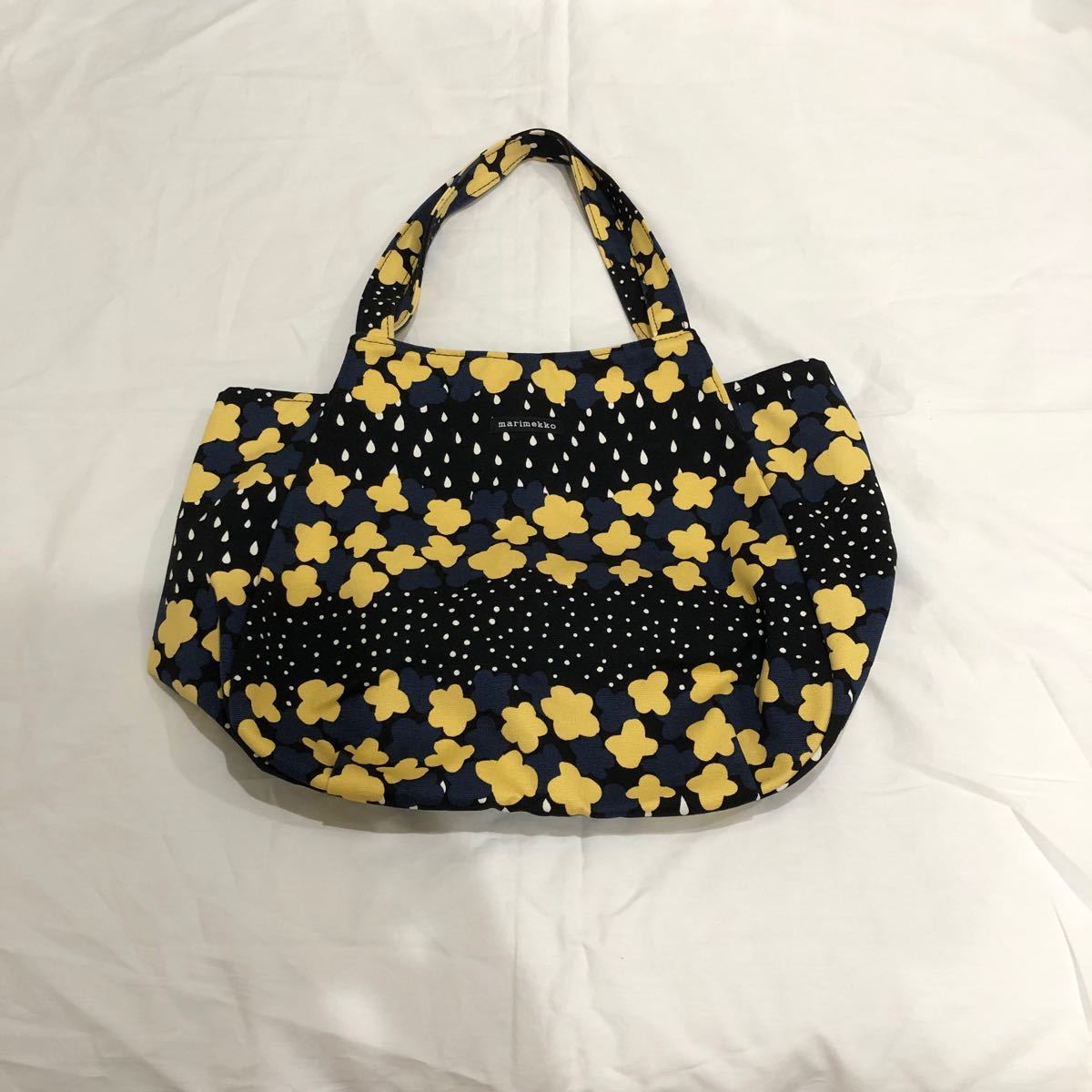 廃盤 超貴重 marimekko マリメッコ  クッカサデ  トートバッグ花の雨  Kukkasade 花柄