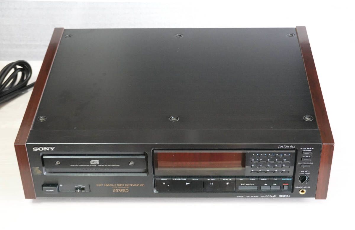 SONY CDP-557ESD ソニーの高級CDプレーヤー リモコン、取説付き