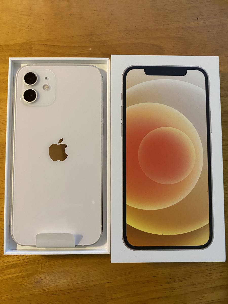 カメラ】 iPhone - ☆ iPhone12 64GB 黒 本体 ドコモ SIMロック解除済