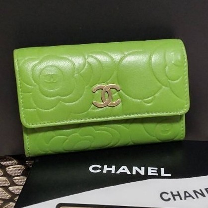 国内最安値! 名刺入れ CHANEL カメリア カードケース 名刺入れ ライト