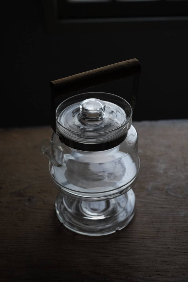  heat-resisting glass. teapot & warmer / 20th.C*Sweden, BodaNovabodanoba/ Signe Persson Melin Northern Europe design 