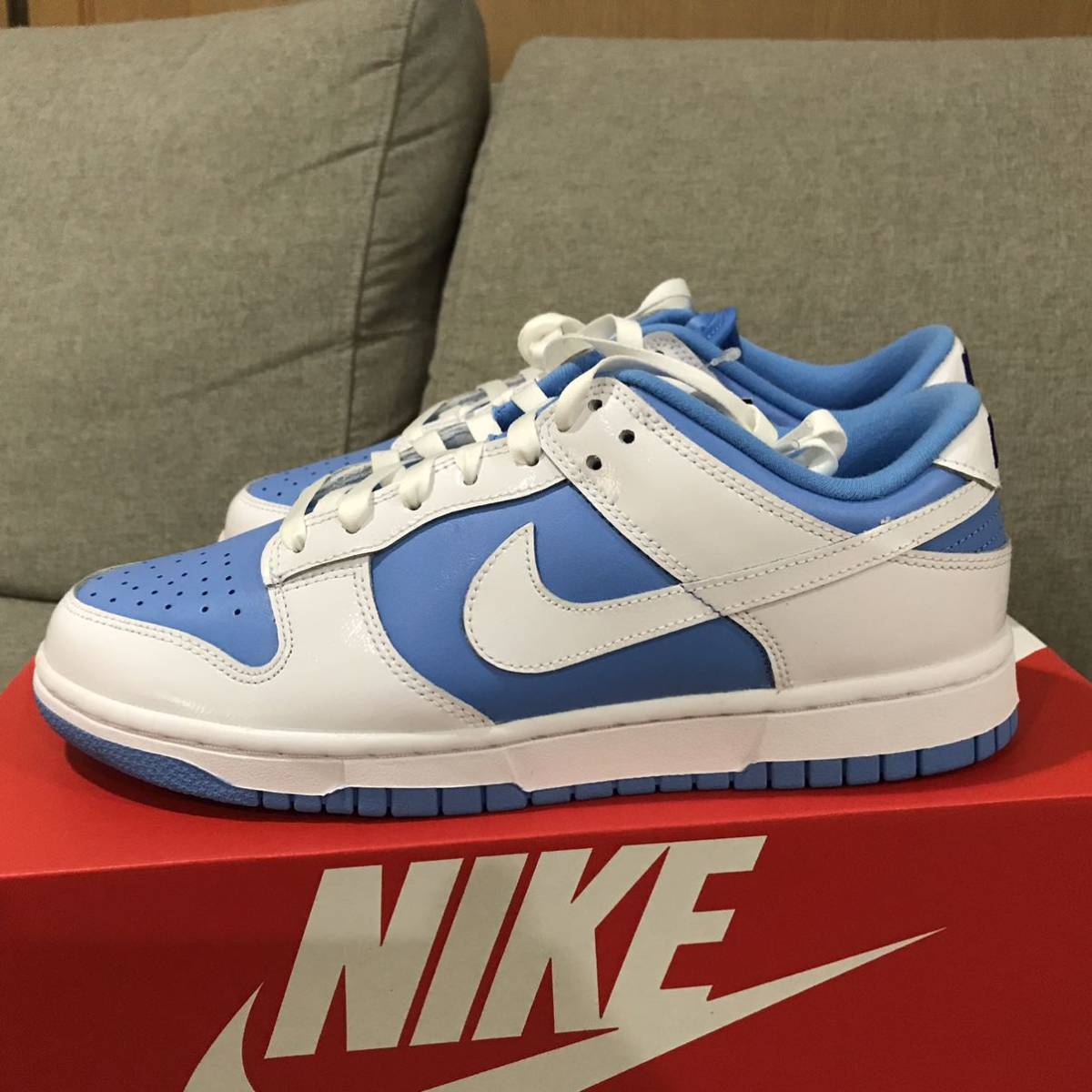 NIKE ダンク リバース UNC