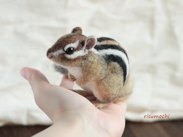 risumochi シマリス 羊毛フェルト ハンドメイド 動物 アニマル ディスプレイ インテリア オブジェ_画像7