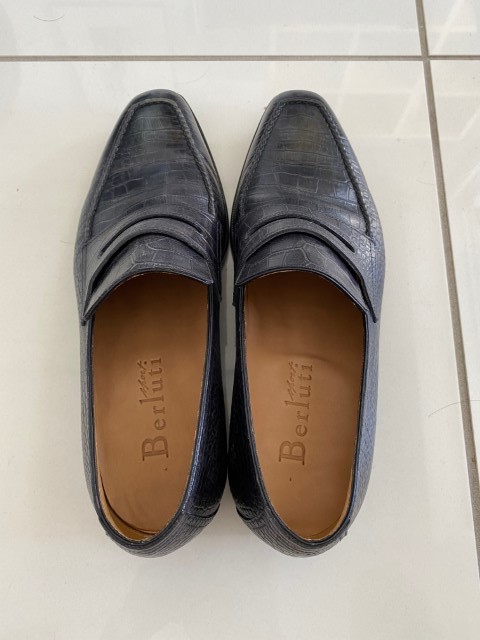 【Berluti】　ベルルッティ　アンディー　押し型　紺色　７　美品（靴底総張り替え＆靴磨き済み）_画像2