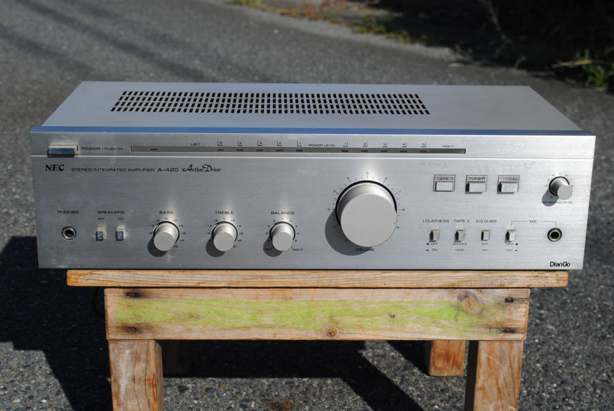 Знаменитая машина Showa Steremplifier Stereo Amplifier A-420 430x250x110 миллиметров