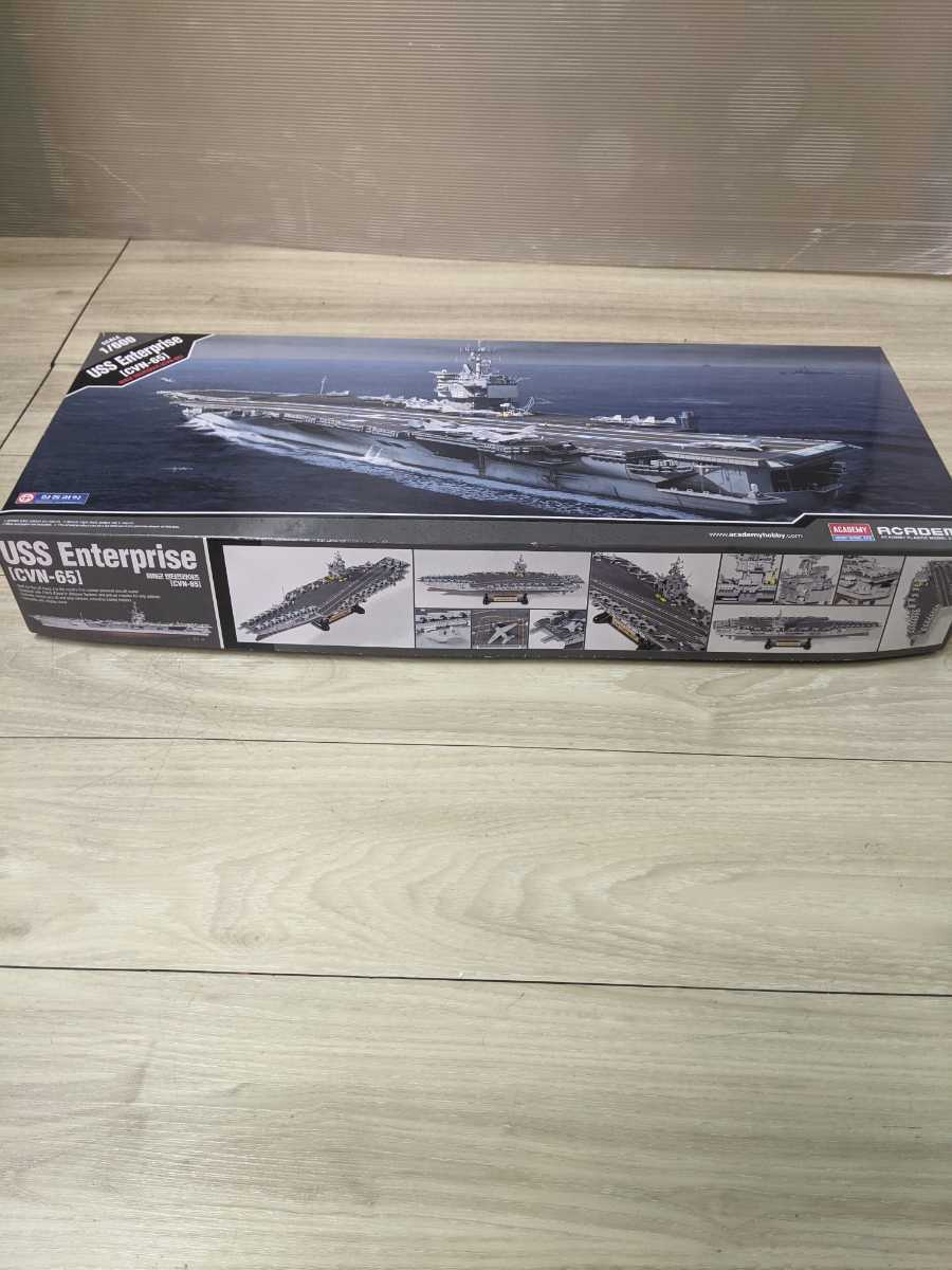 Academy USS Enterprise CVN-65 航空機 1/600スケール　新品未組立品_画像1