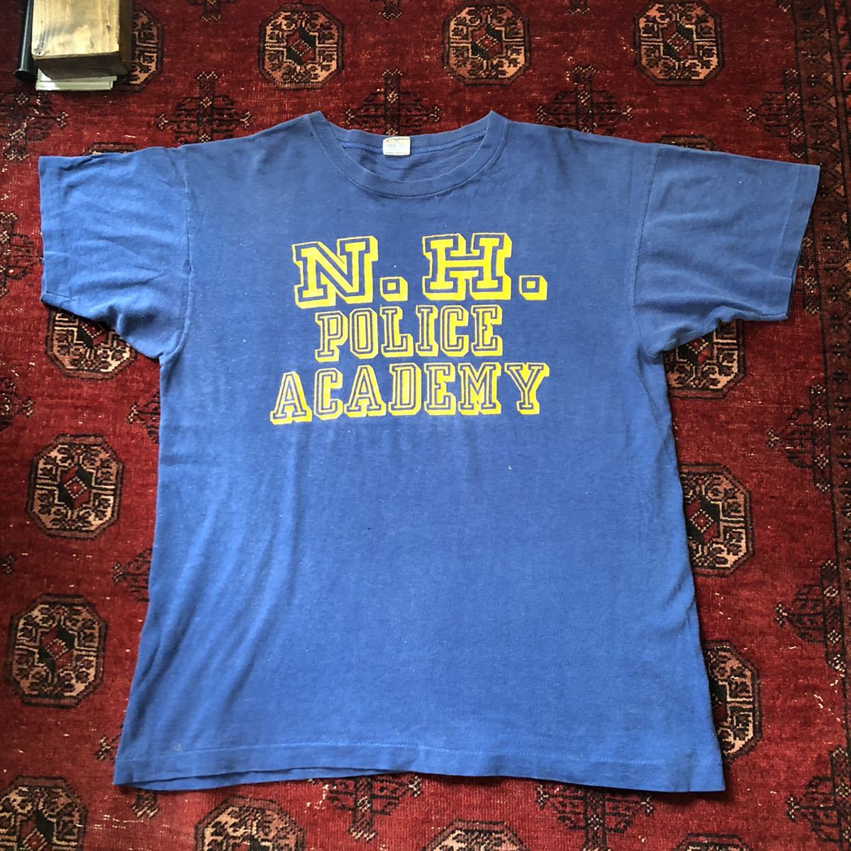 1970’s バータグ champion “police academy“ large Tシャツ ブルーボディー ラバー3段プリント ヴィンテージ チャンピオン 70s 80s 90s