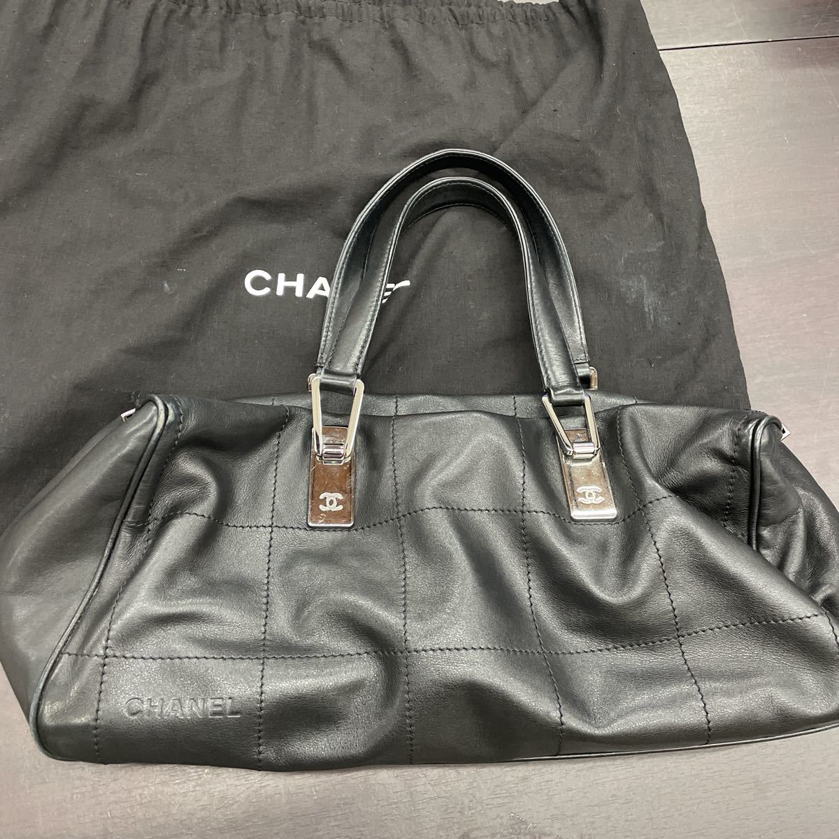 I8/【美品】シャネル チョコバー CHANEL ラムスキン レザー