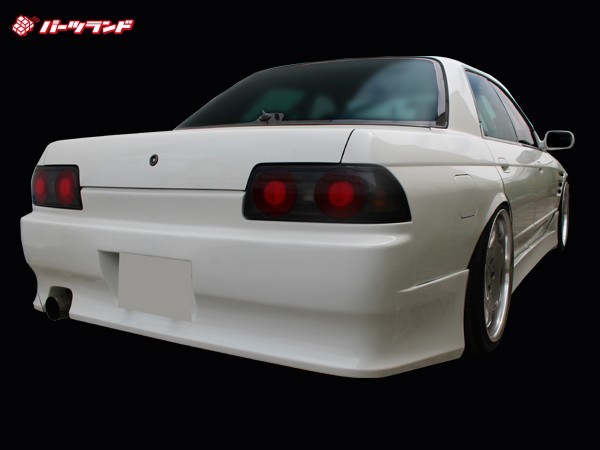 スカイライン R32 リアバンパー 前期 後期 H1/5～H5/8 FRP 未塗装 社外品 SKYLINE 日産 ニッサン エアロ_画像3