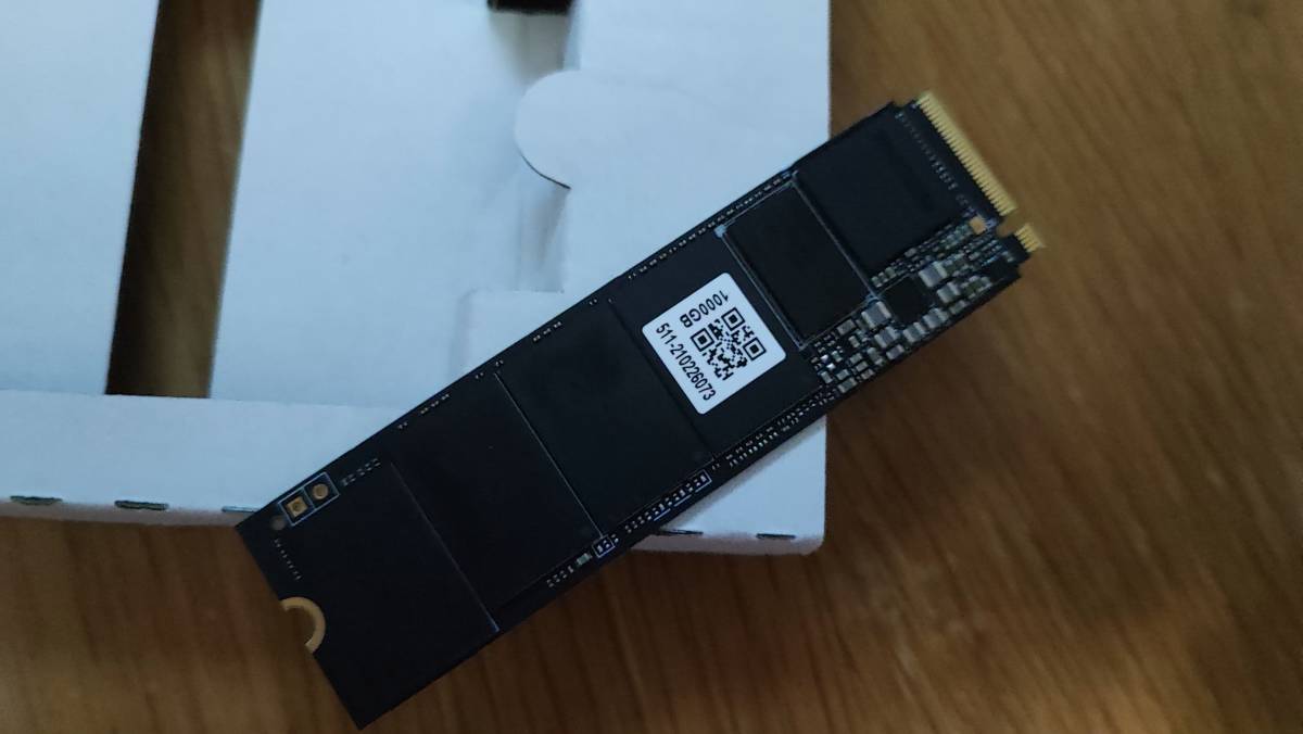 【ほぼ未使用・保証残あり】 CFD販売 M.2 NVMe SSD PG4VNZシリーズ 1TB CSSD-M2M1TPG4VNZ 読取7,000MB/秒 PCIe Gen.4 x4
