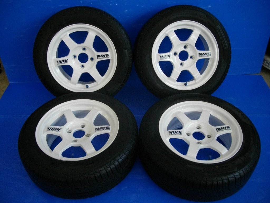 のサイズが 175/65R14 AE-01F サマータイヤ ホイール4本セット フジ