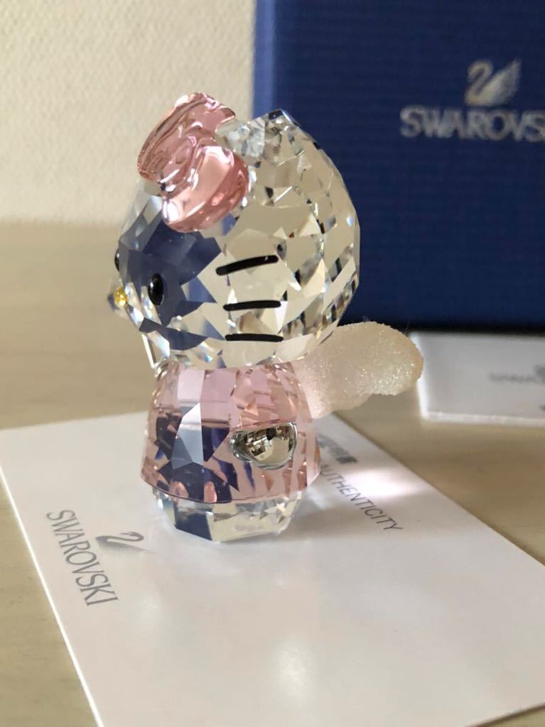 未使用 ハローキティ×Swarovski社 スワロフスキー クリスタル 未使用 ハローキティ×Swarovski社 スワロフスキー クリスタル