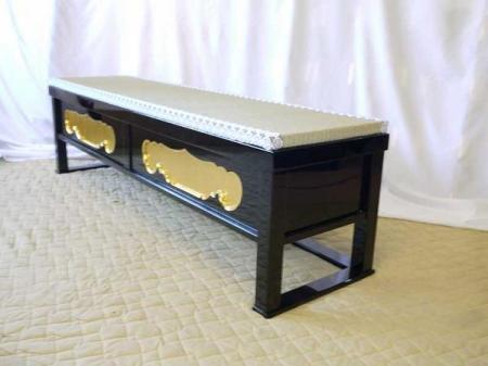 適当な価格 特別販売展示品】黒塗り 寺院用長椅子 本堂用椅子(幅約151cm高さ約40cm奥行約40cm)長期在庫品の為、特価セール価格 管理番号「4089」 仏具一般 適当な価格 特別販売展示品】黒塗り 寺院用長椅子 本堂用椅子(幅約151cm高さ約40cm奥行約40cm)長期在庫品の為、特価セール価格 管理番号「4089」 仏具一般