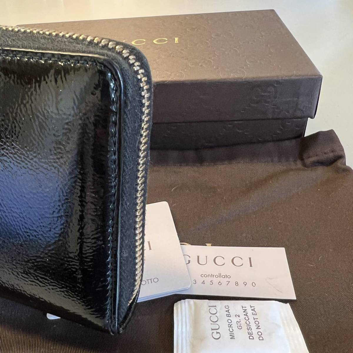 ご予約品】 ラウンドファスナー 未使用に近い‼️ グッチ GUCCI