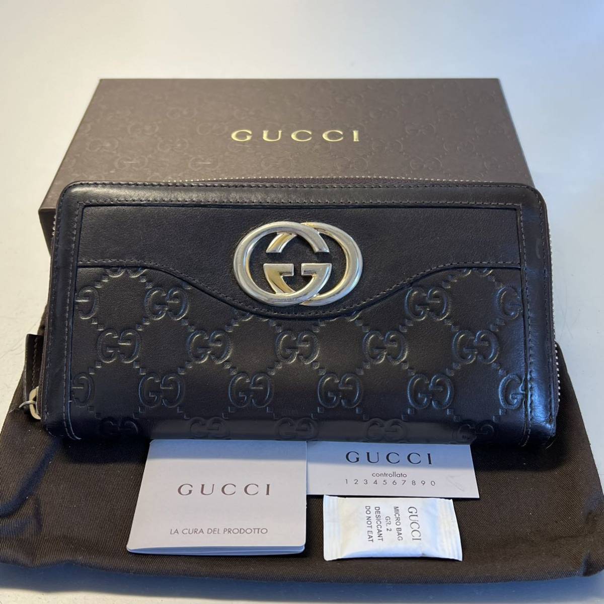 未使用に近い‼️ グッチ GUCCI 財布 長財布 シマレザー ラウンド