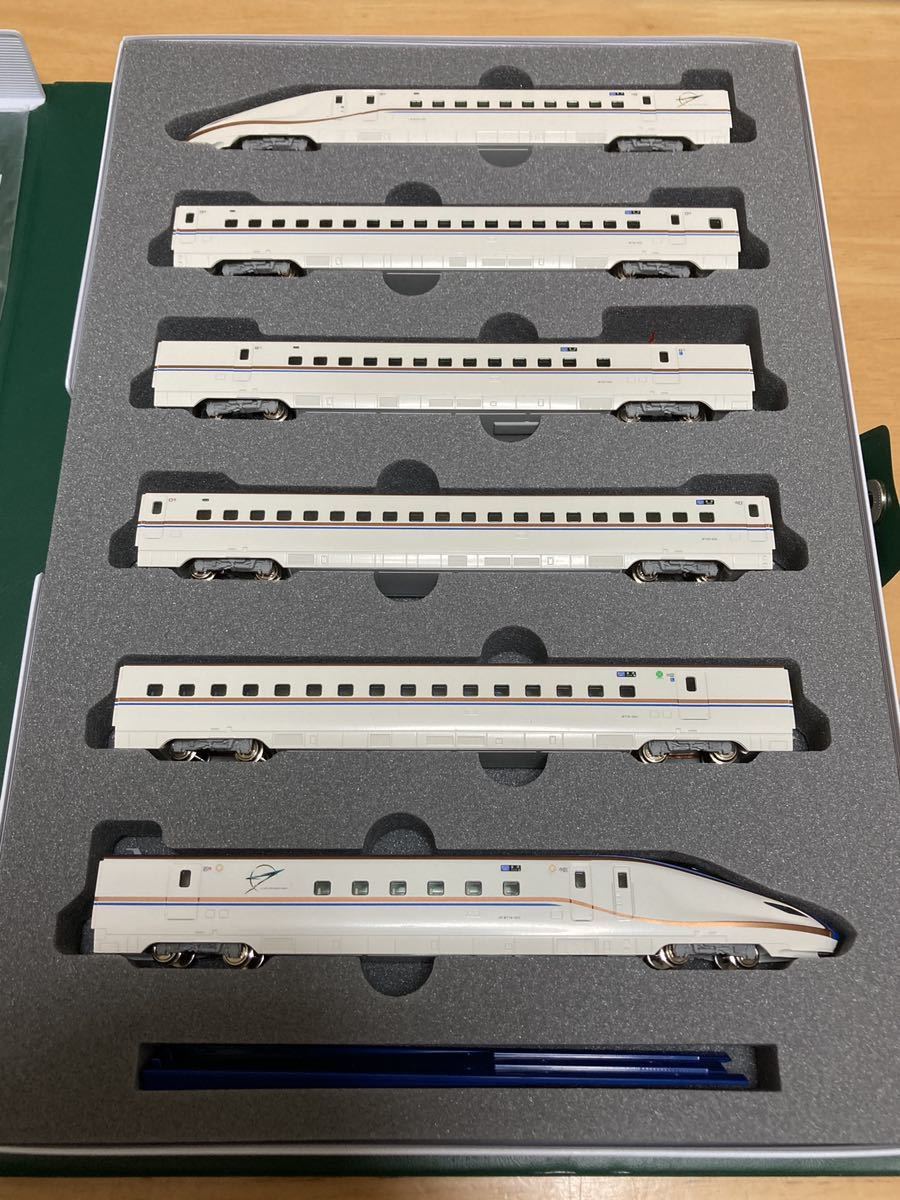 希少!【美品・即決送料無料】 KATO 10-1262,1263 北陸新幹線 W7系
