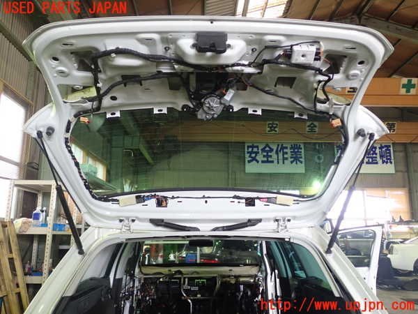 VW ゴルフ ABA-AUCHP 右テールランプ 内側 バックドア側 | www