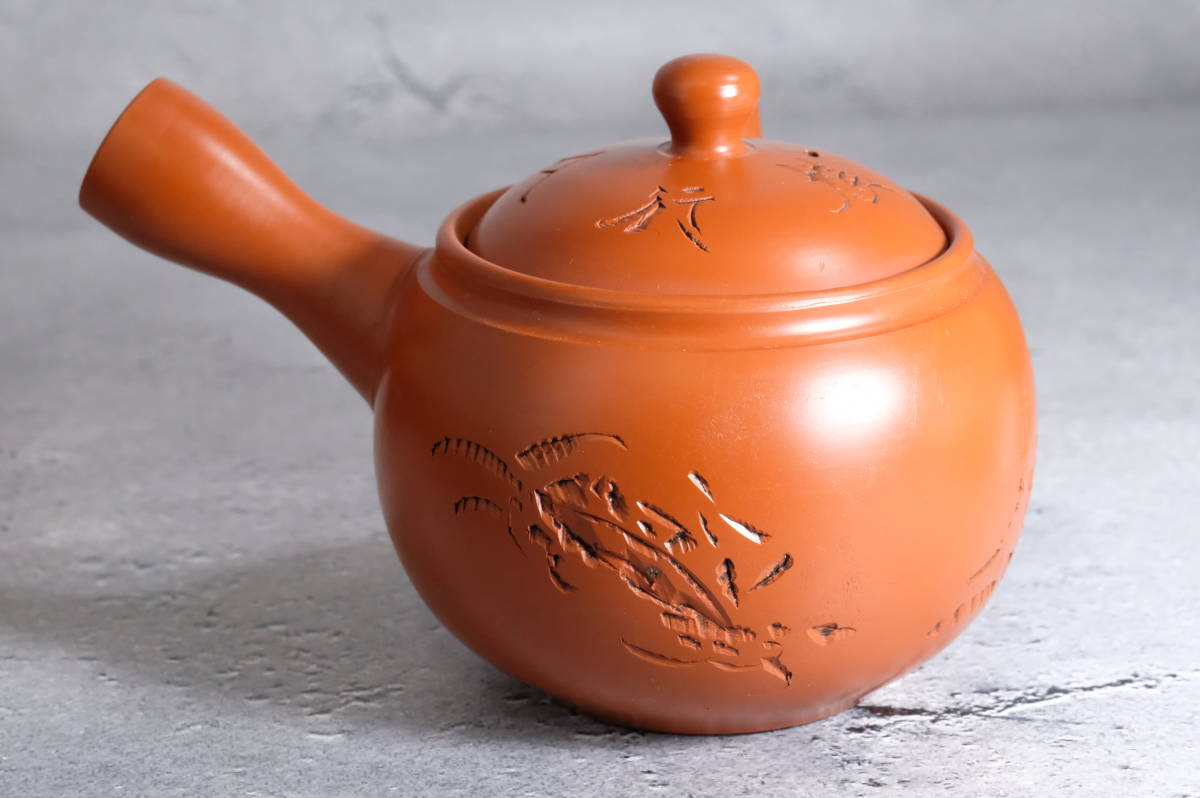 朱泥 常滑焼 千洞造 急須 湯冷まし お茶碗 煎茶道具 カニ 蟹 彫刻 煎茶 朱泥 常滑焼 千洞造 急須 湯冷まし お茶碗 煎茶道具 カニ 蟹 彫刻