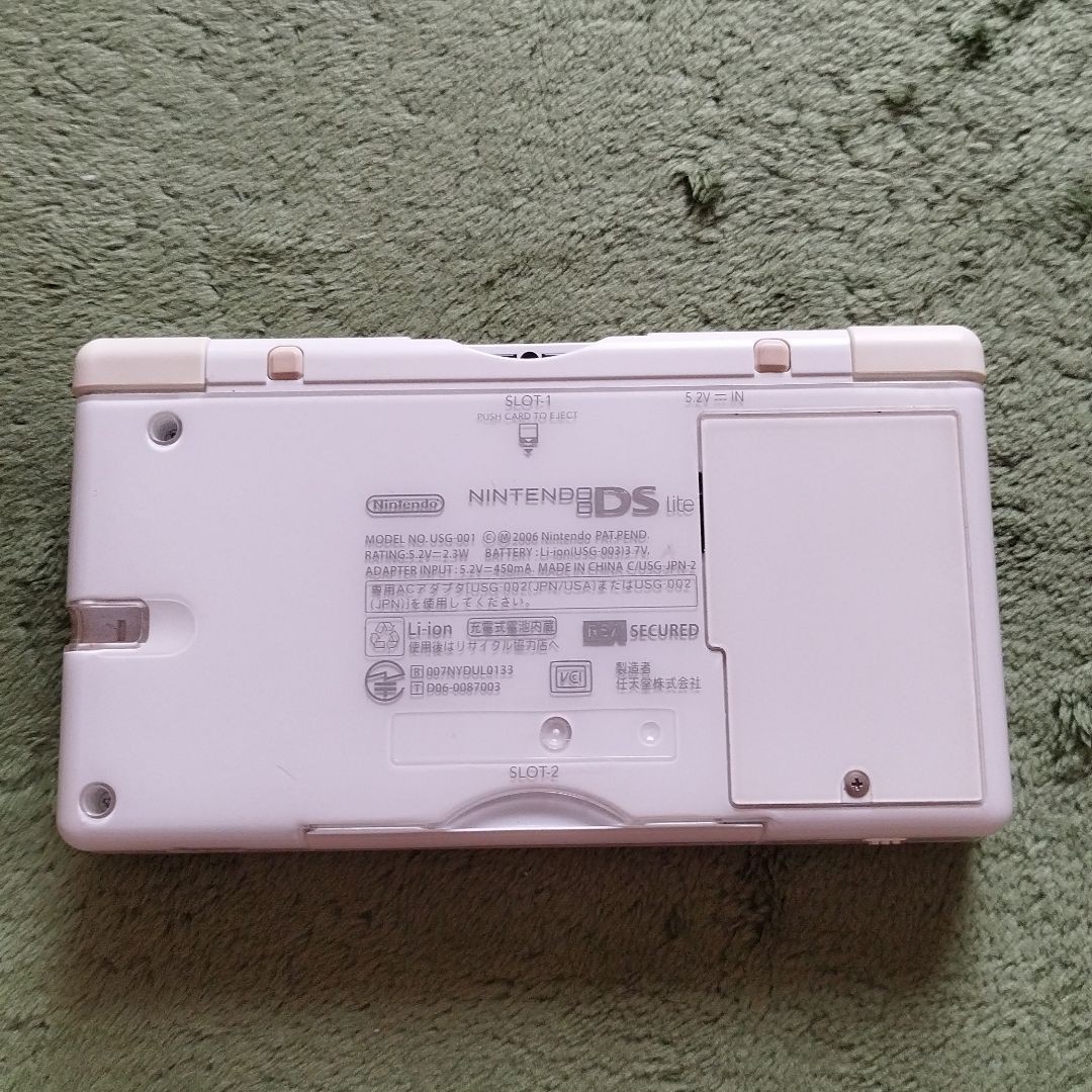 NintendoDSソフト　本体　DS Lite