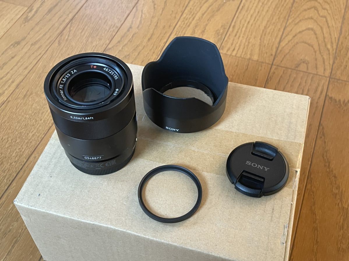 □ 神レンズ!! 保護フィルター付き!! 使用期間3ヶ月 Sonnar T* FE 55mm F1.8 ZA □_画像1