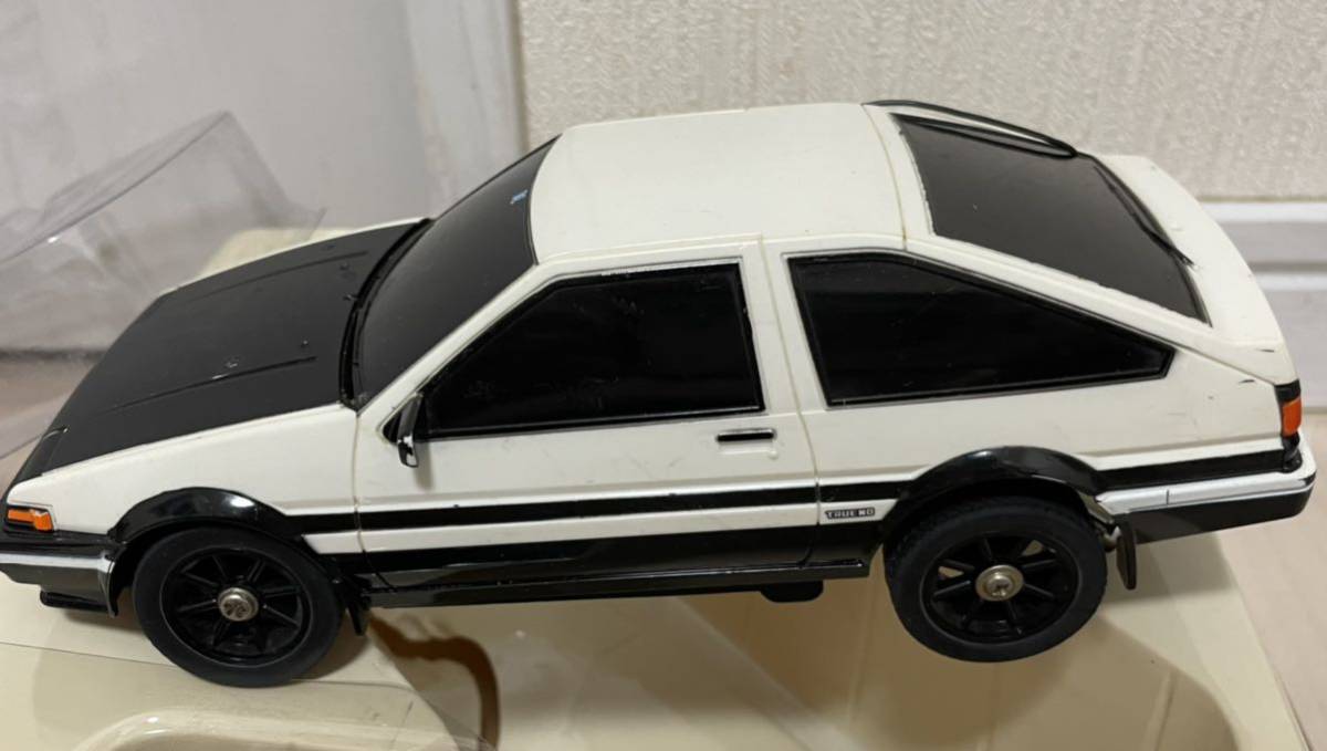ラジブック TAIYO RC No 1 AE86 頭文字D トレノ TRUENO ハチロク ラジブック TAIYO RC No 1 AE86 頭文字D トレノ TRUENO ハチロク