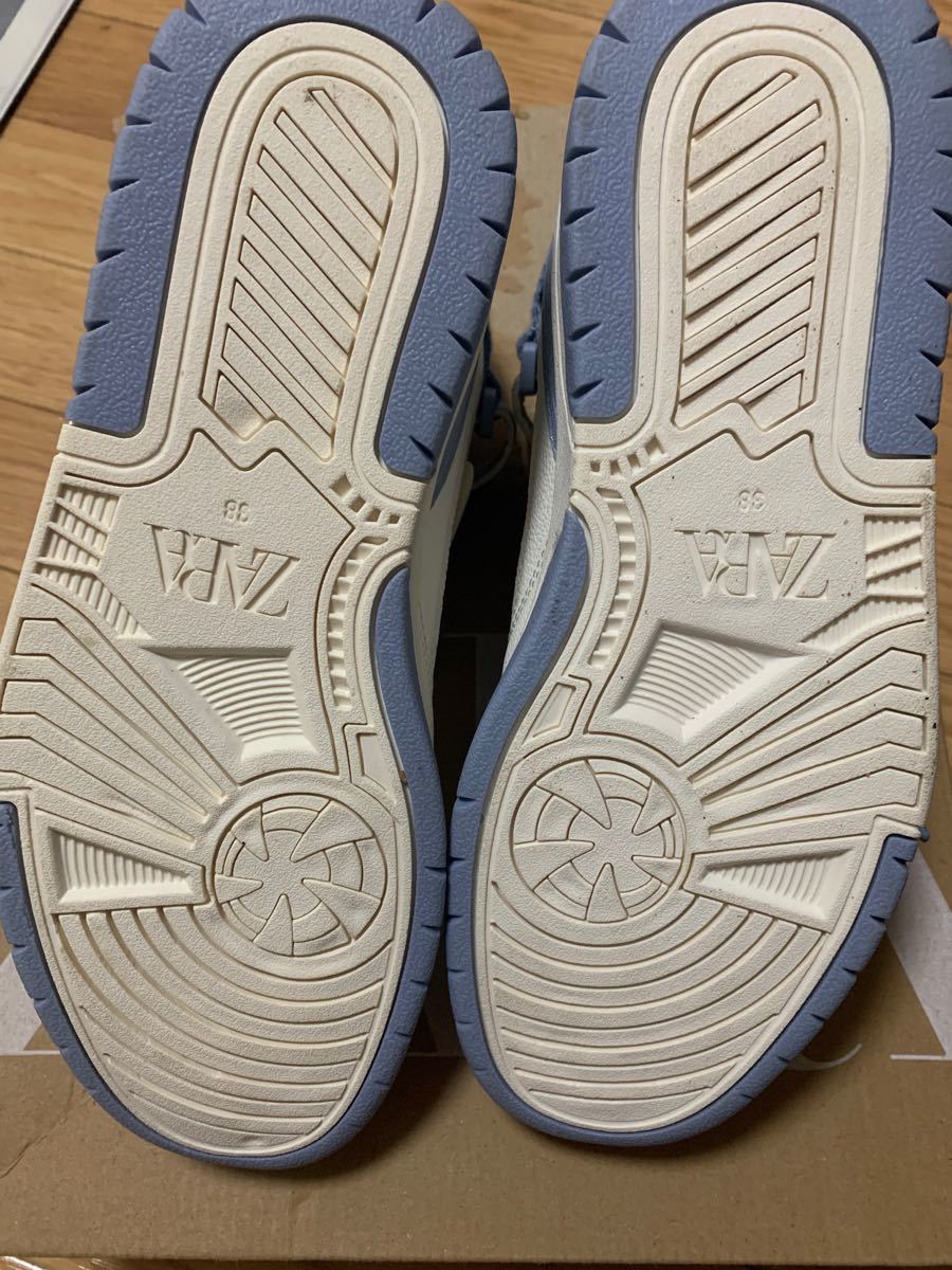 ZARA コントラストハイカットスニーカー 38(24.6)/スカイブルー