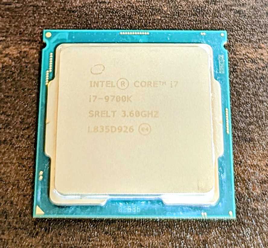 Intel CPU Core i7 9700K LGA1151 箱無し 送料無料_画像1