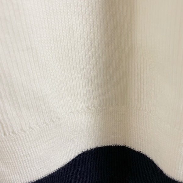 シンメ SINME 長袖セーター サイズM - アイボリー×ダークネイビー レディース タートルネック 美品 トップス - 5