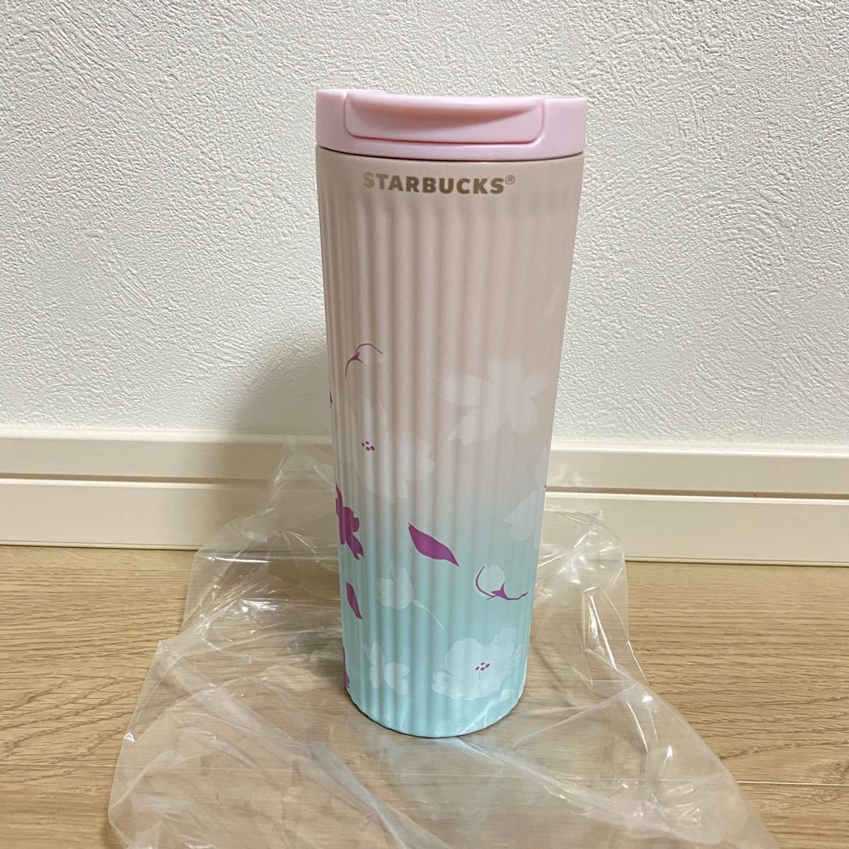 スタバ　SAKURA 2021  スターバックス　サクラステンレスタンブラー　プリーツ　473ml 未使用  Starbucks