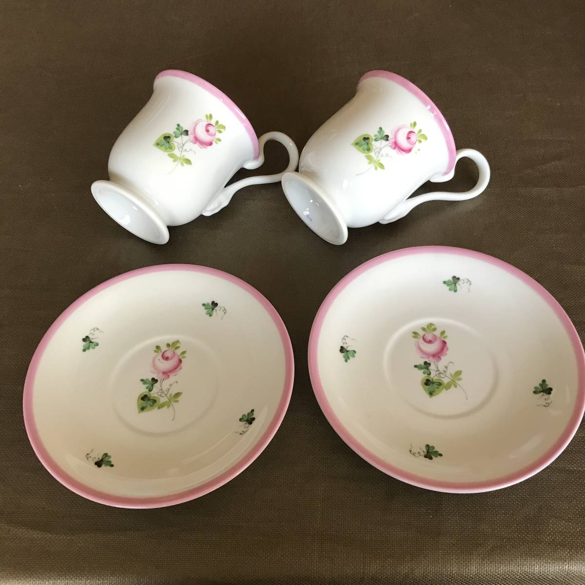 ☆ ヘレンド ウィーンの薔薇 ピンク コーヒーカップ&ソーサー(ハイ