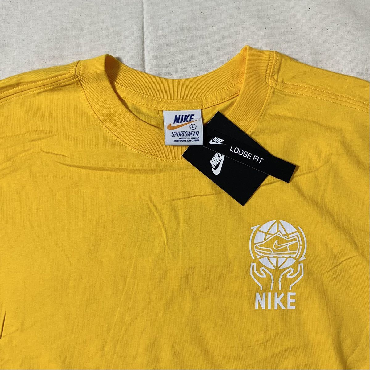 Nike(USA)ビンテージコットングラフィックTシャツ　マリーゴールド_画像2