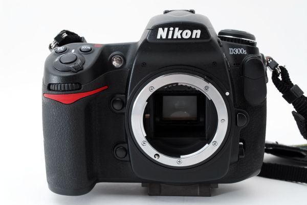 完動. Nikon ニコン D300s ボディ デジタル一眼レフカメラ 8.421 