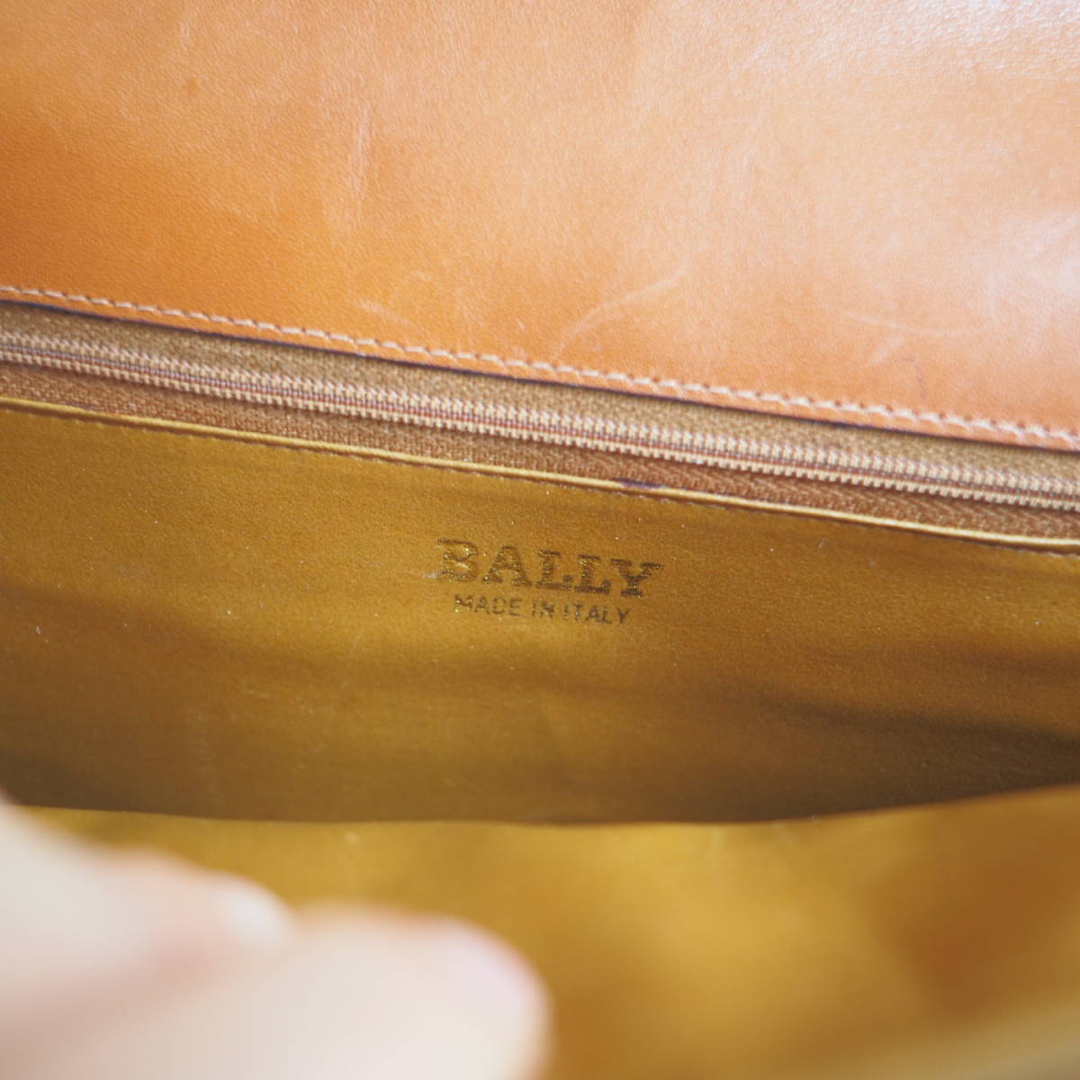 入荷済み クラッチバッグ ショルダーバッグ レザー PVC BALLY バリー