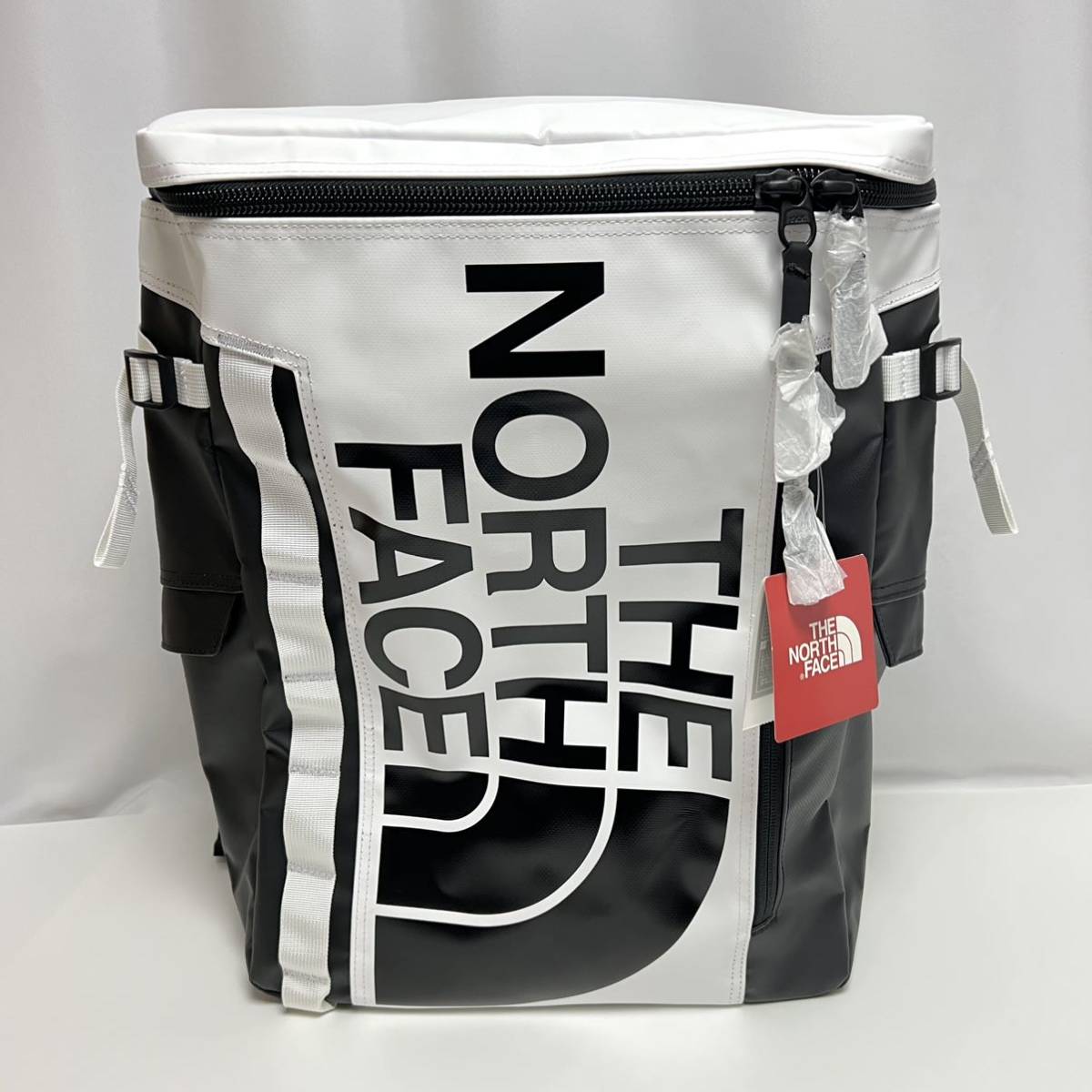 新品 ノースフェイス ヒューズ ボックス バックパック リュック 新品 ノースフェイス ヒューズ ボックス バックパック リュック