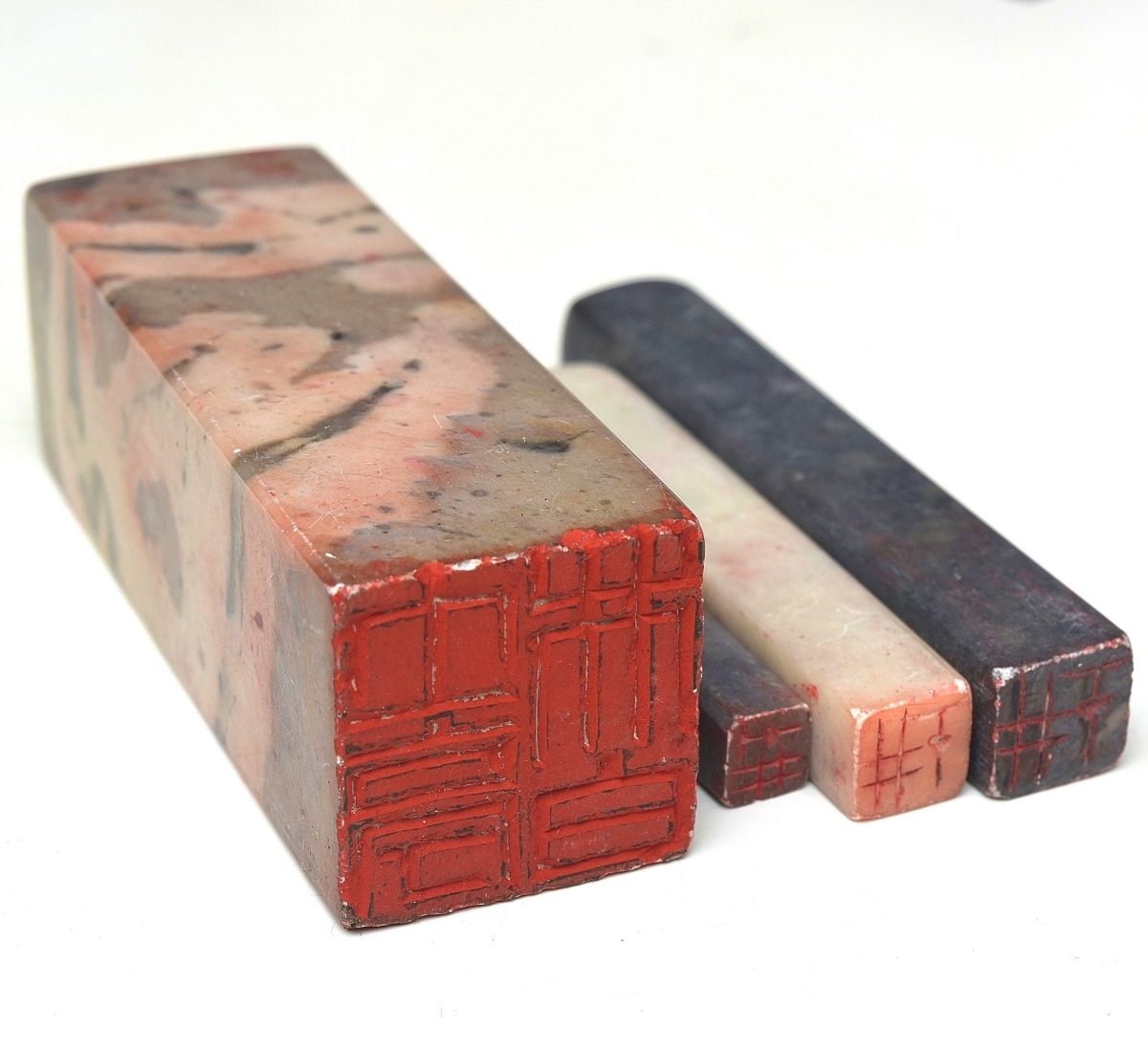 【趣楽】 中国古玩　唐木印材入れ小箱　高さ１２ｃｍ　重量７４５ｇ　印材付　Ａ１７２１_画像9