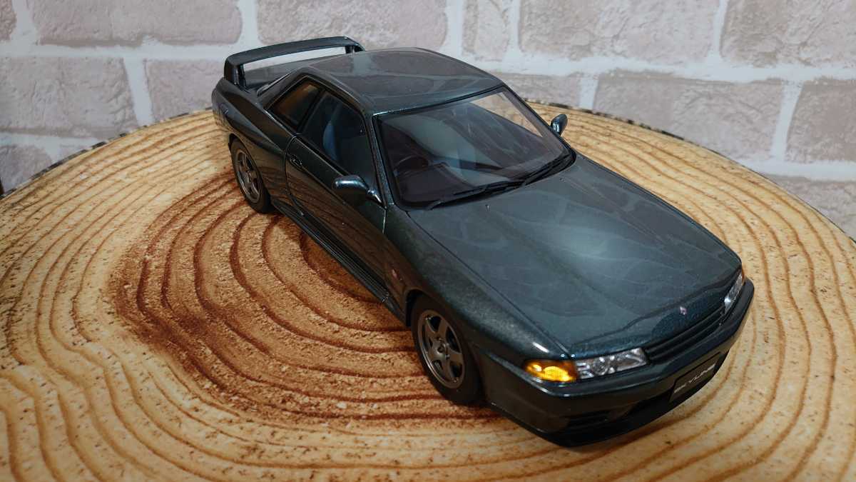Aa オートアート 1/18 日産 スカイライン GT-R R32 ガンメタリック Aa オートアート 1/18 日産 スカイライン GT-R R32 ガンメタリック