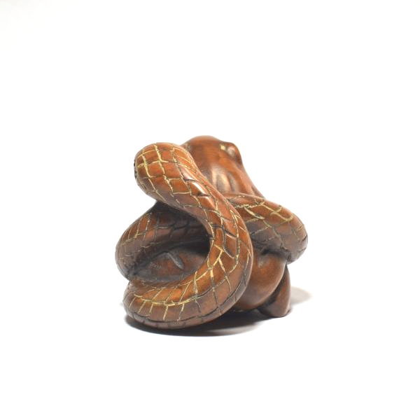 根付 柘植 蛙と蛇 黄楊 繊細彫刻 木製 カエル ヘビ 【a13-28】の画像4