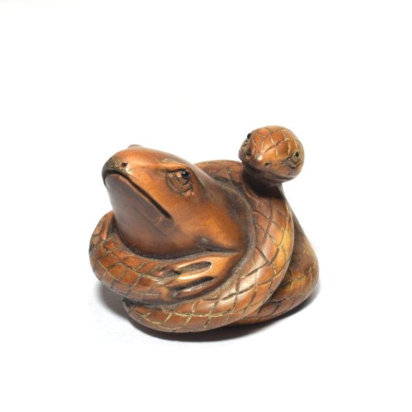 根付 柘植 蛙と蛇 黄楊 繊細彫刻 木製 カエル ヘビ 【a13-28】の画像5