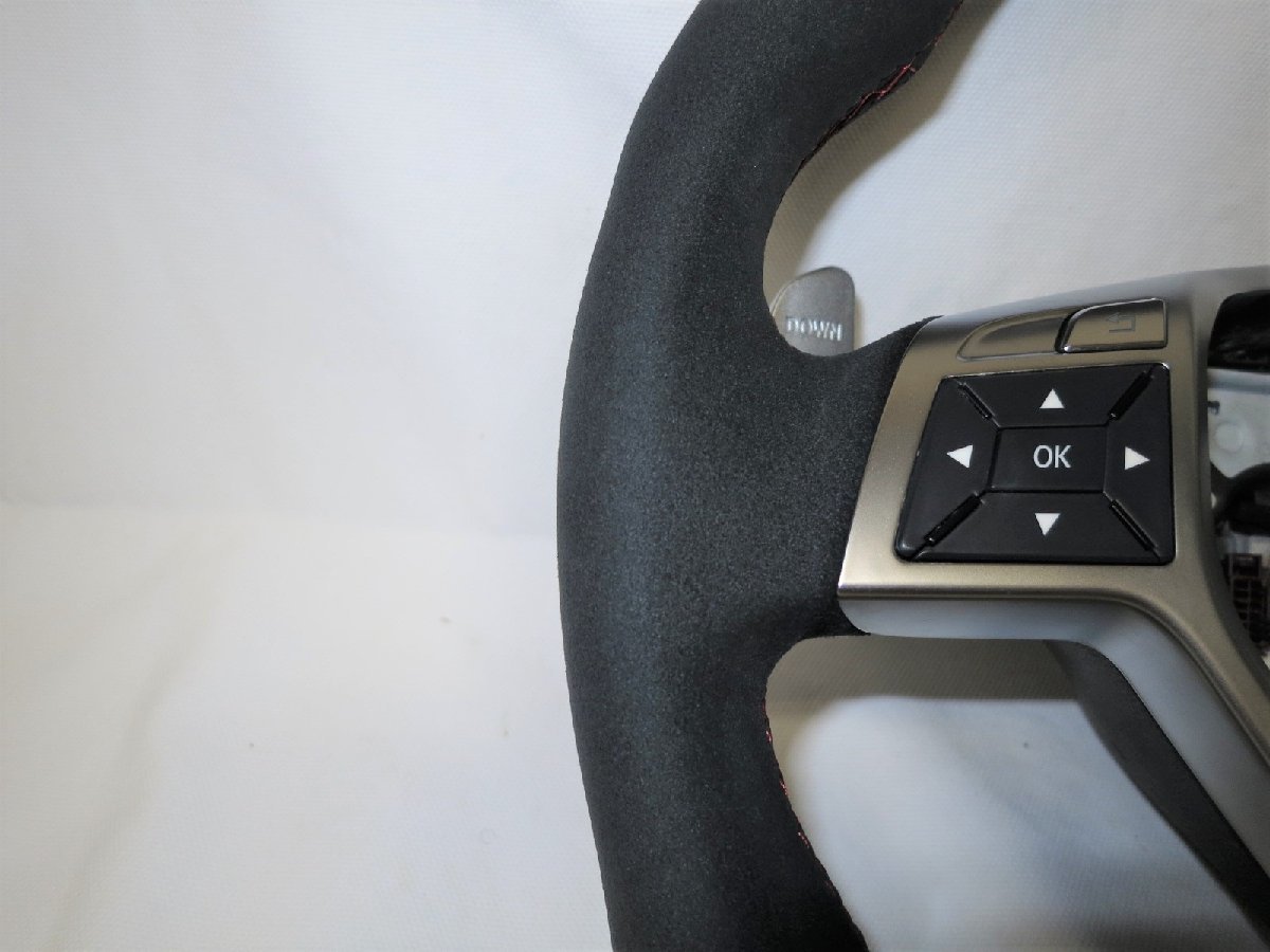 A45 W176 AMG純正 アルカンターラ 革 ステアリング ハンドルA204 460 5203 3D16 A20446052033D16 W204 W117 W156 管理番号(W-ZVIII06)_画像3