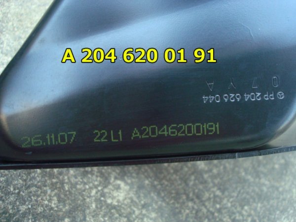 BENZ W204 C-CLASS メルセデスベンツ Cクラス 左 純正ヘッドライトフレームサポートブラケット 中古品 A2046200191 即決の画像9
