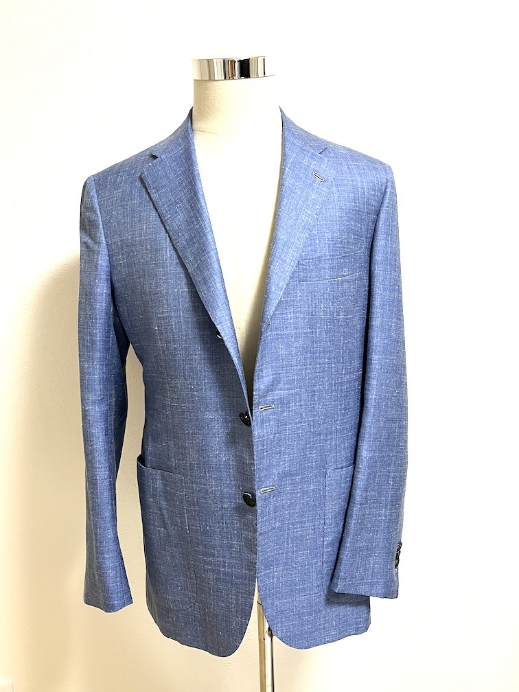 新品90万!Kiton リネンシルク混 テーラードジャケット ライトブルー