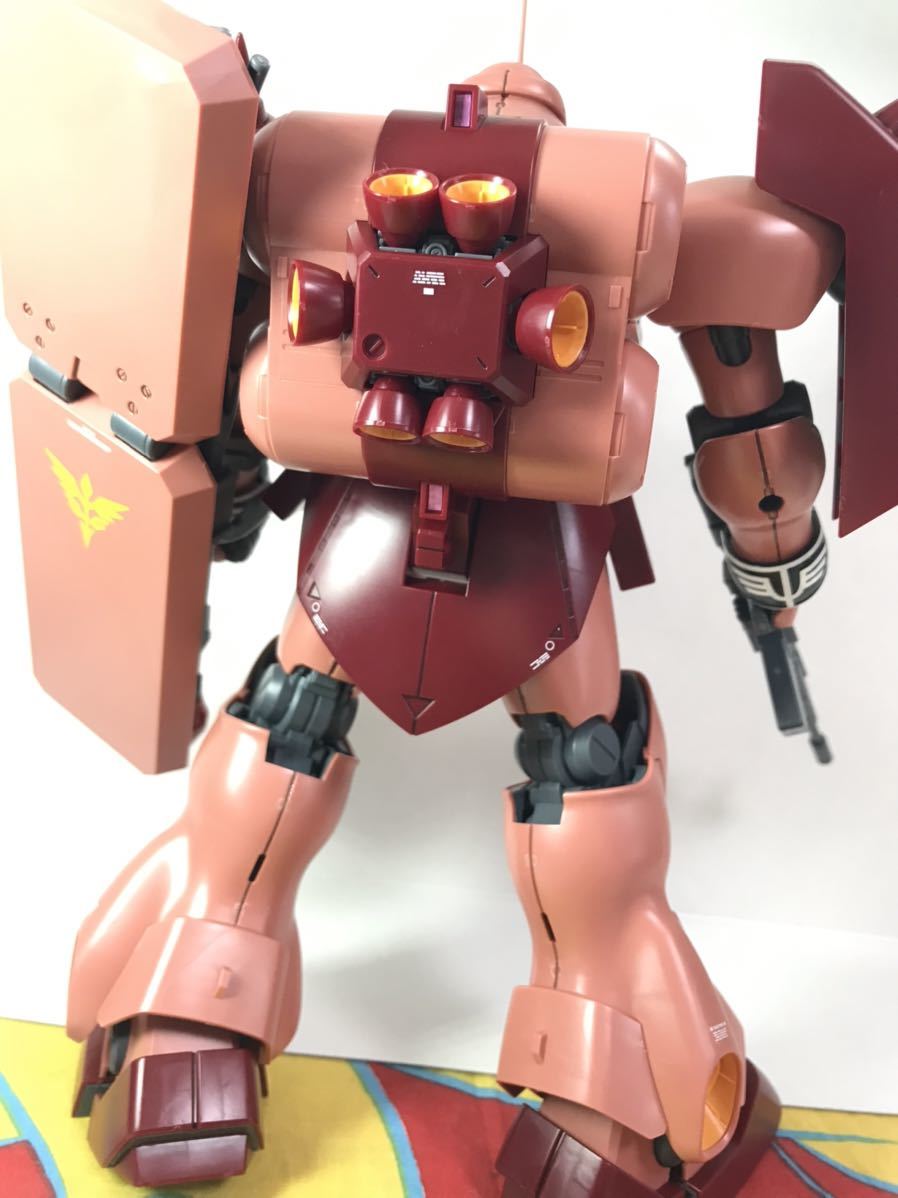 MG 1/100 ギラ・ドーガ(フル・フロンタル専用機) 完成品 MG 1/100 ギラ・ドーガ(フル・フロンタル専用機) 完成品