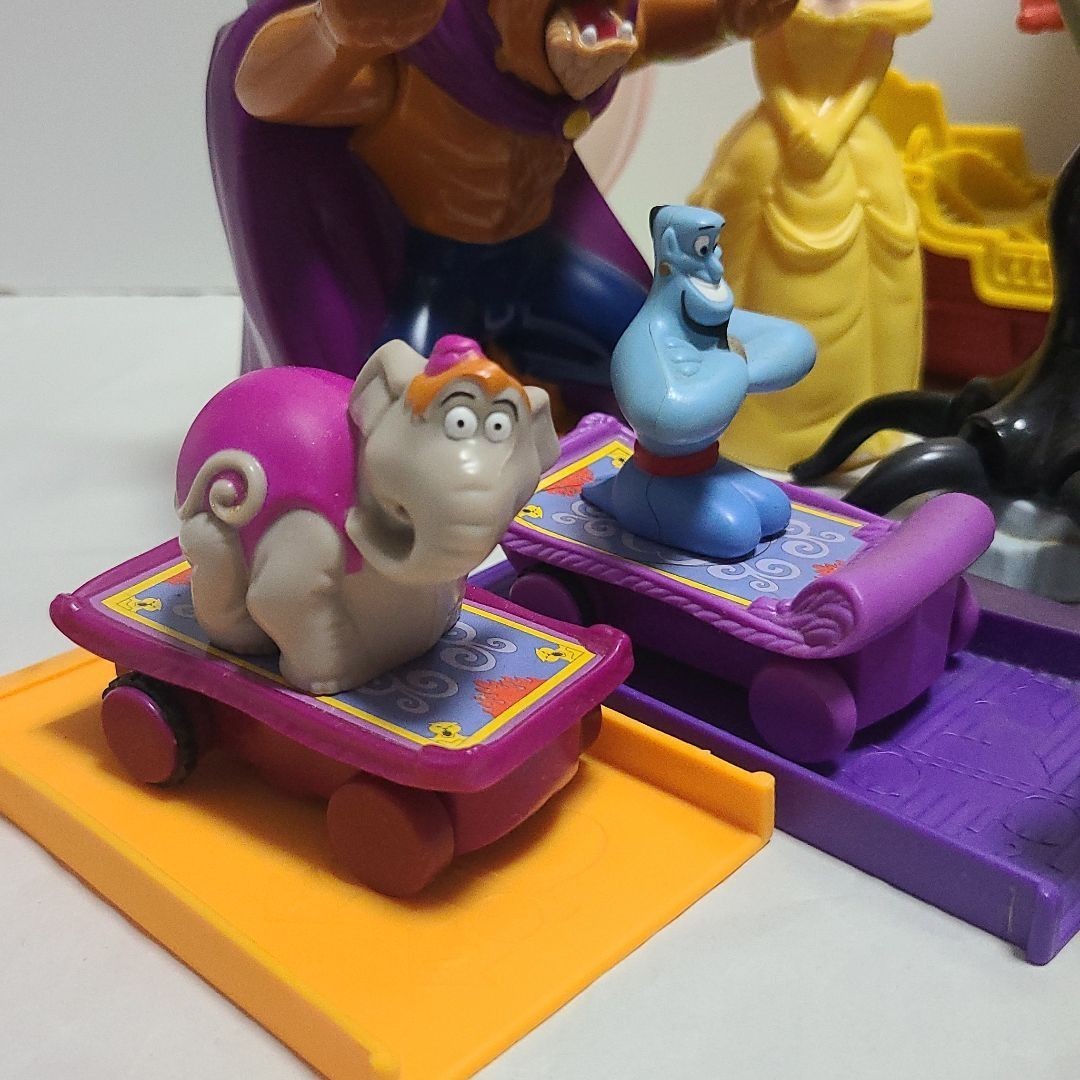 マクドナルド ハッピーセット ディズニー アラジン ピーターパン マクドナルド ハッピーセット ディズニー アラジン ピーターパン