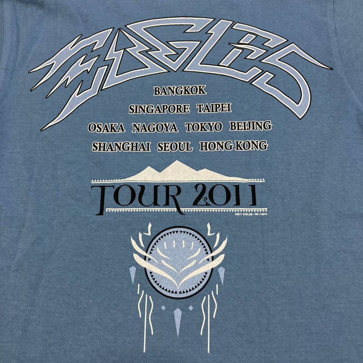 美品◆Eagles イーグルス◆アジア TOUR 2011 バンド Tシャツ S ブルー バンT ロック コピーライト Skull Slate_画像5