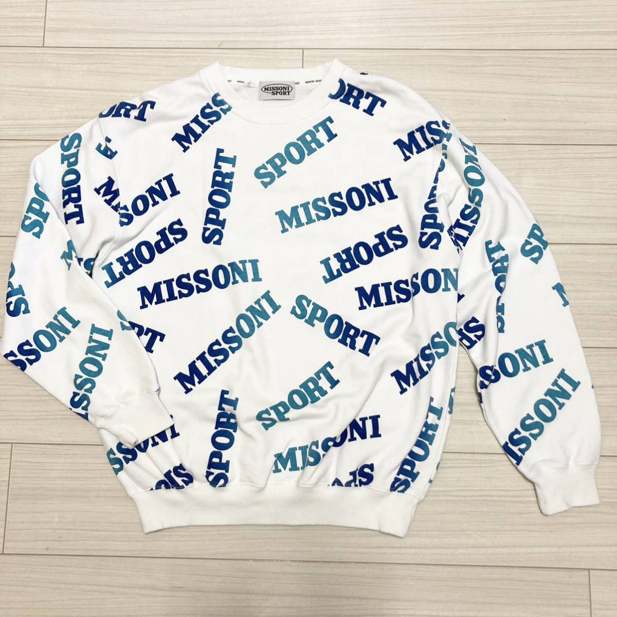 ヴィンテージ◆Missoni Sport◆総柄 グラデーション ロゴ スウェット M 白 ホワイト ブルー 裏毛 ミッソーニ スポーツ トレーナー デカロゴ