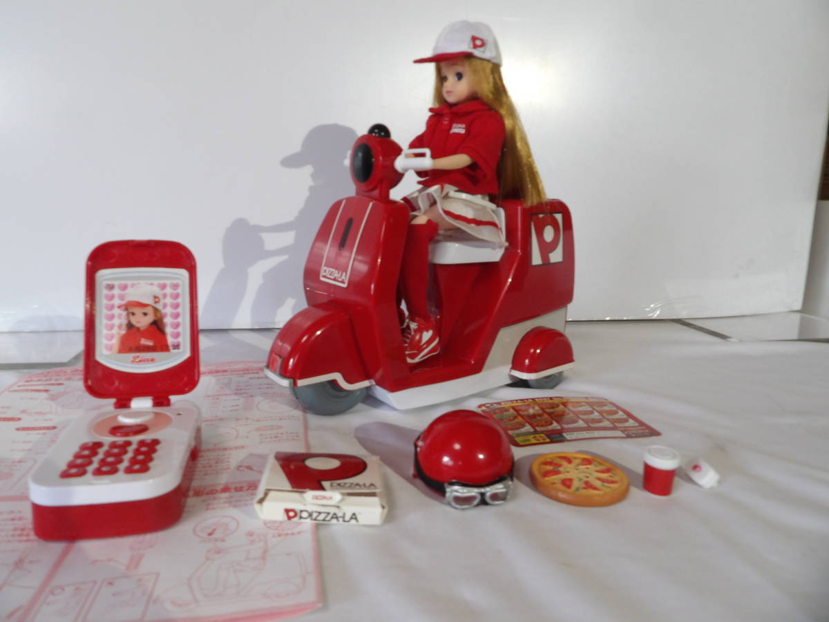Yahoo!オークション - バイクでおとどけ デリバリーリカちゃん Yahoo!オークション - バイクでおとどけ デリバリーリカちゃん