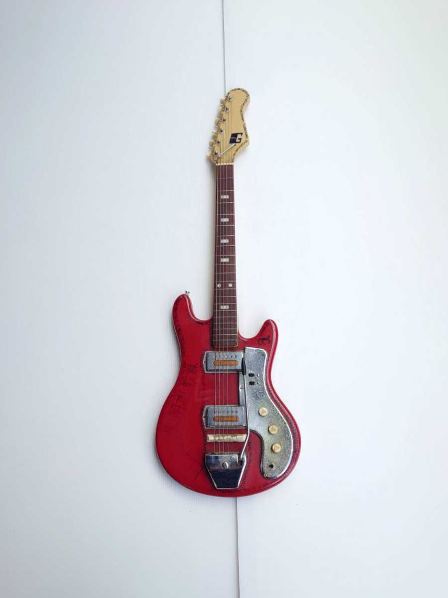 Yahoo!オークション - GUYATONE グヤトーン エレキギター Yahoo!オークション - GUYATONE グヤトーン エレキギター