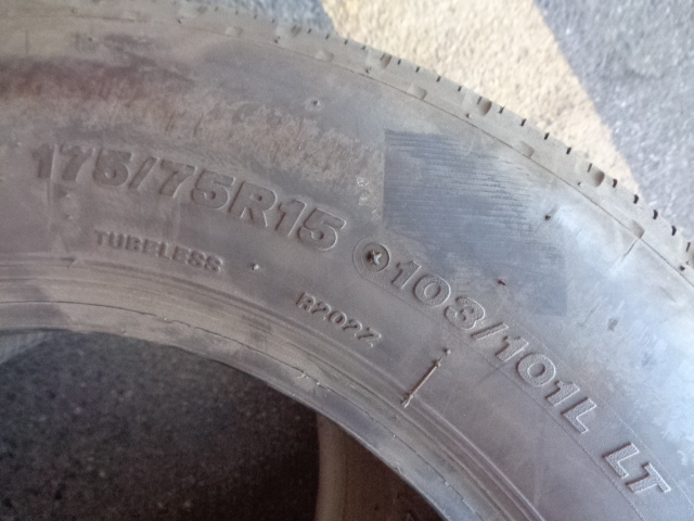 ヤフオク! - BS R202 2本 TOYO DELVEX M134 4本 175/75R15 10...