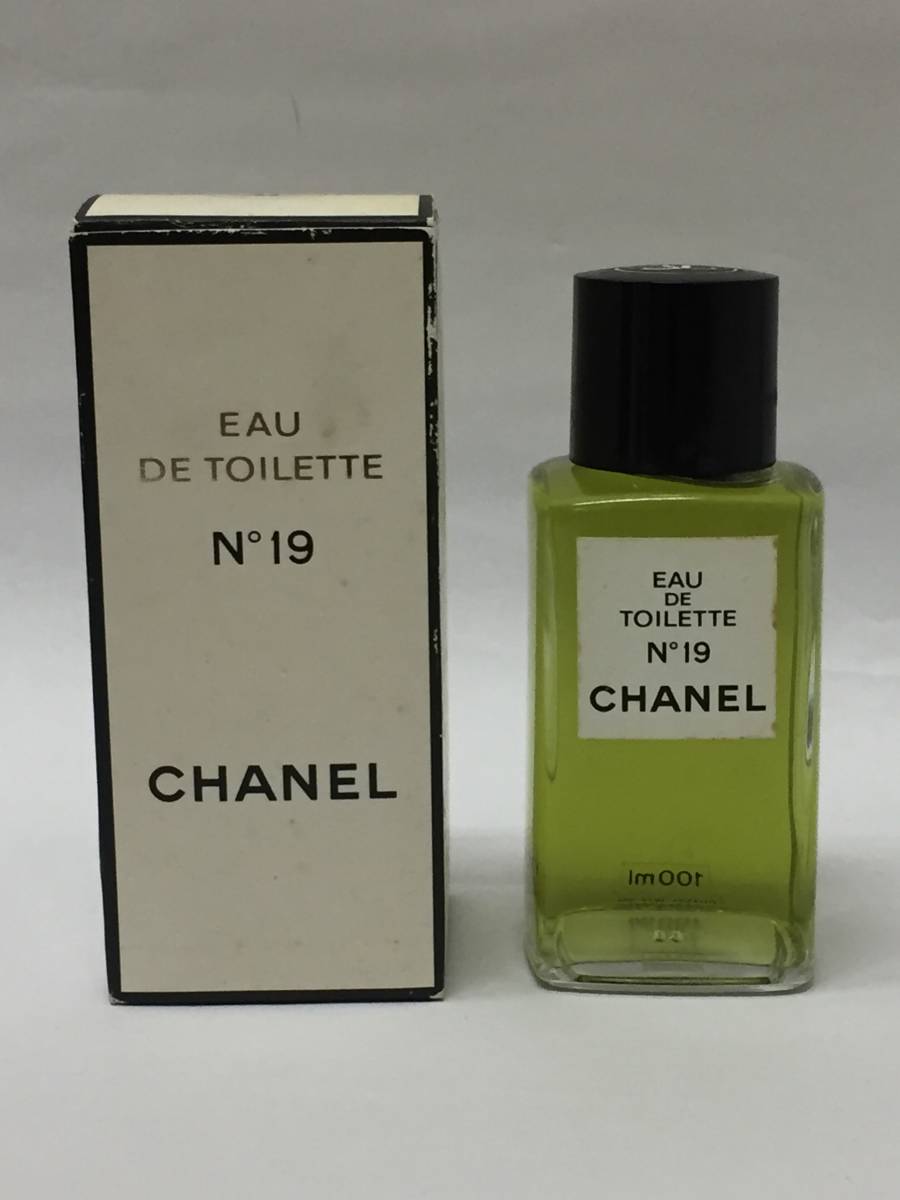 新品未使用！CHANEL シャネル No19 19番 EDT オードトワレ 香水 フレグランス 100ml_画像1